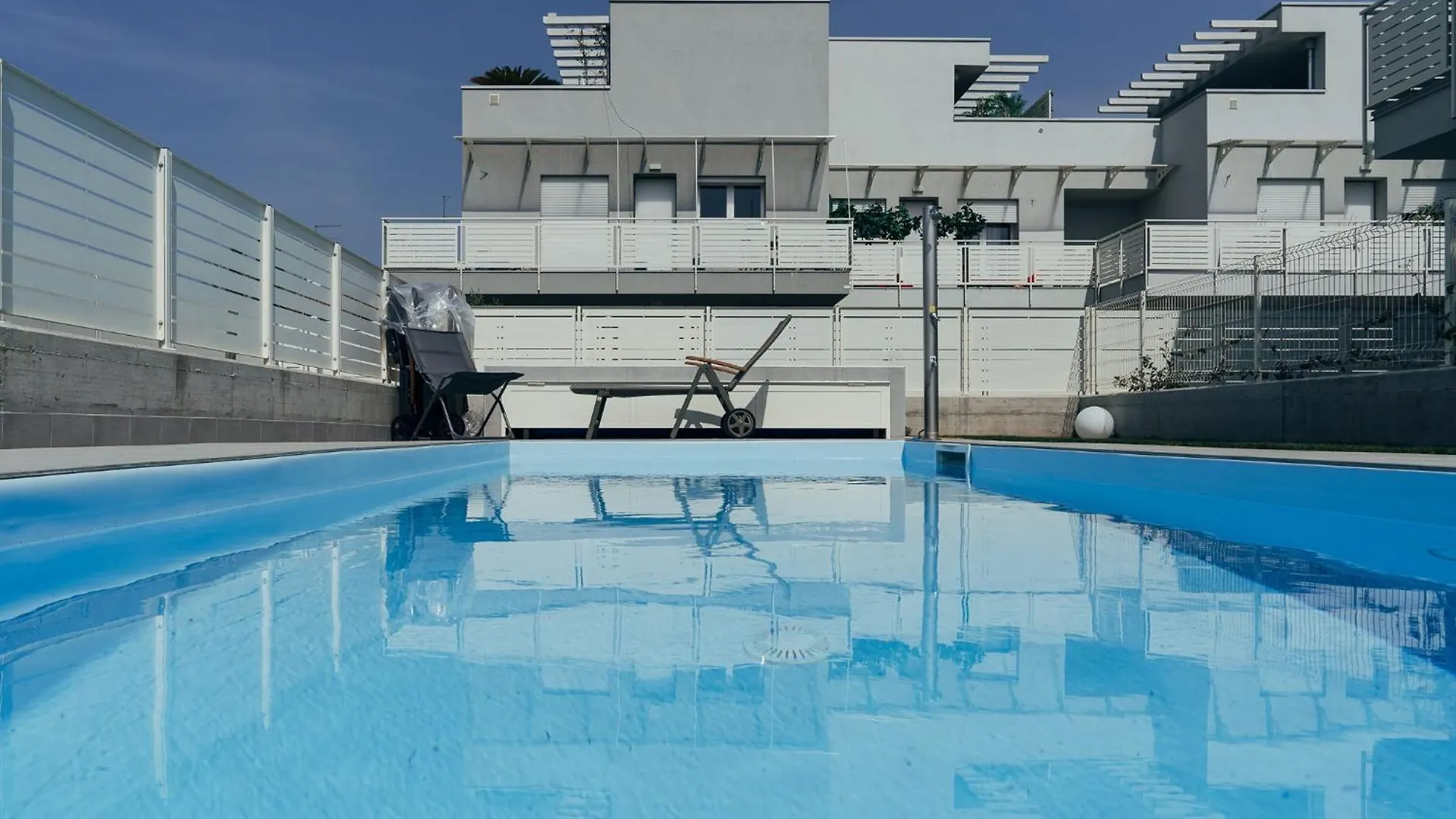 The Prince - Luxury Apartments With Pool Peschiera del Garda